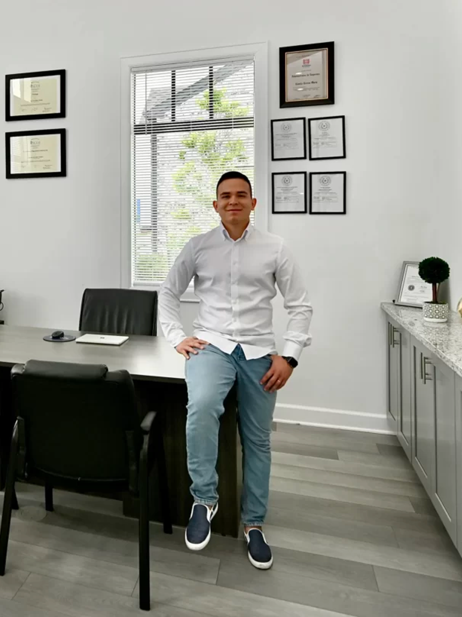 Camilo Correa, CEO and Director of Customer Service at Loyal Services LLC